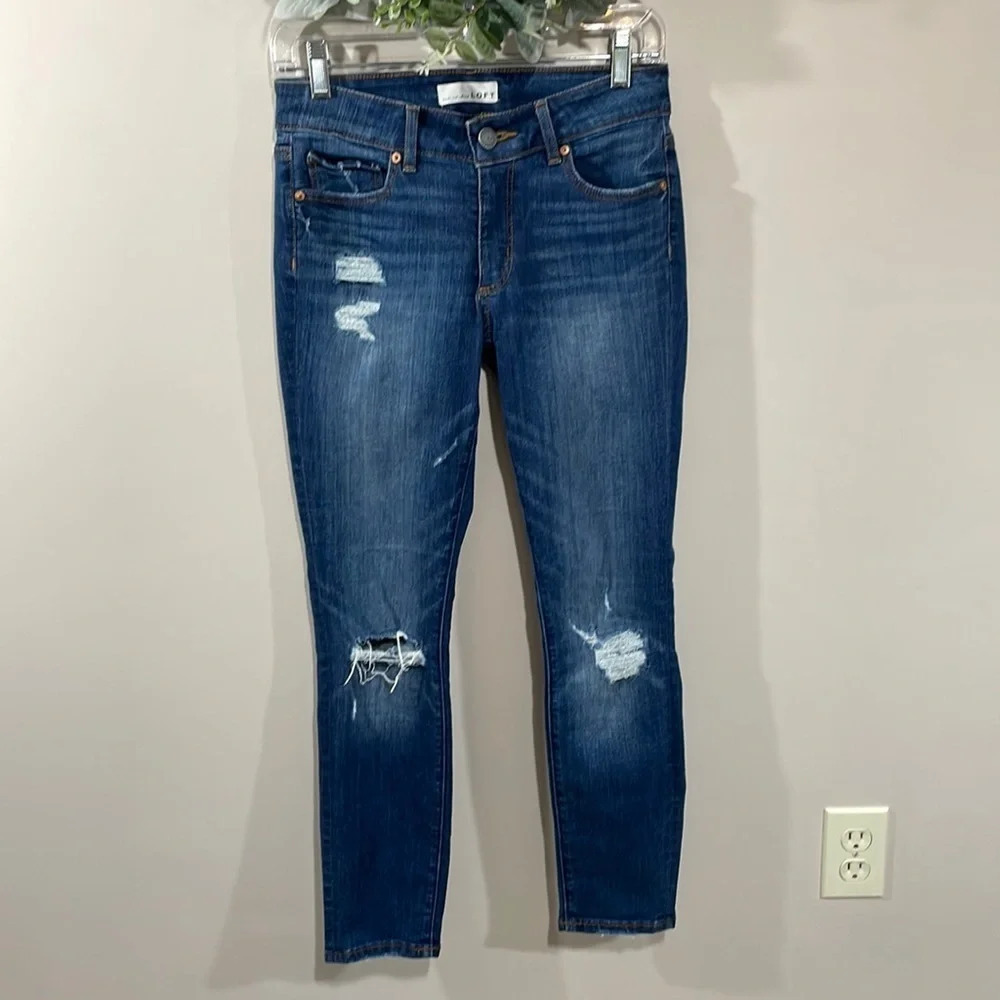 LOFT made and loved Curvy Skinny Distressed Denim Jeans 26/2 Petite